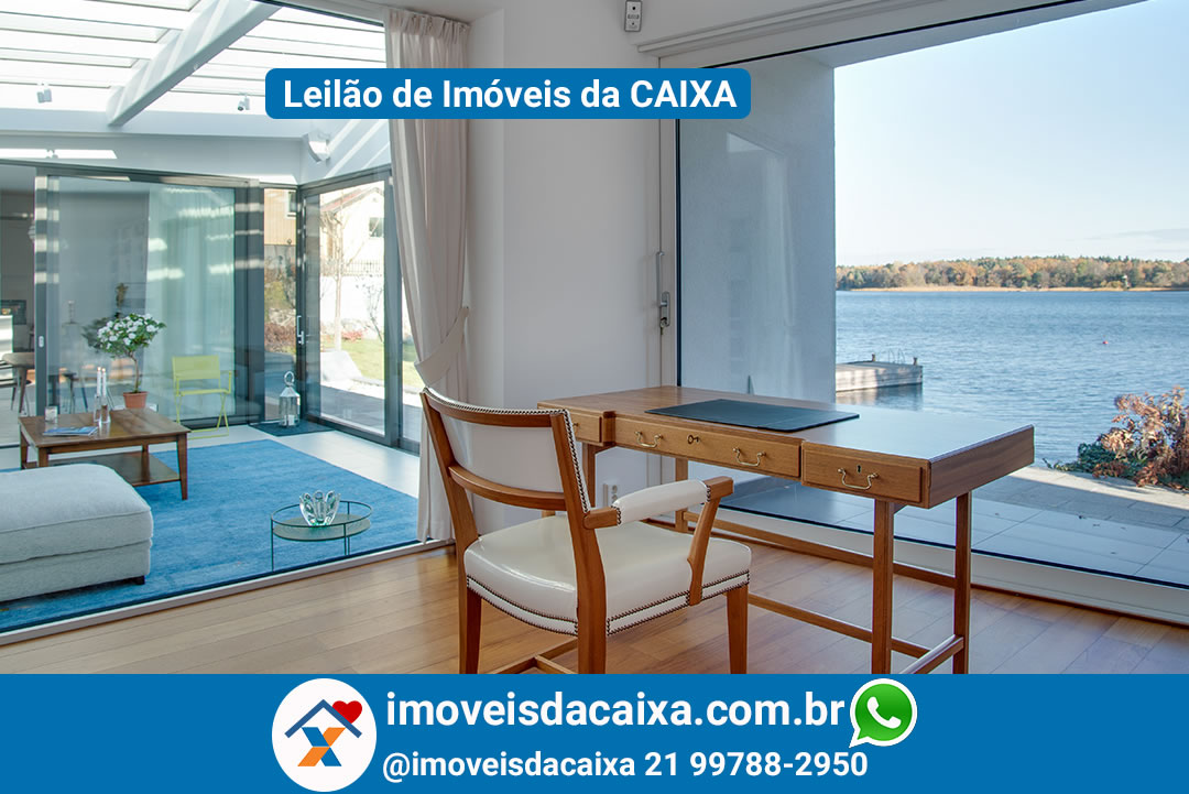 Qual a lei que regula a alienação fiduciária?